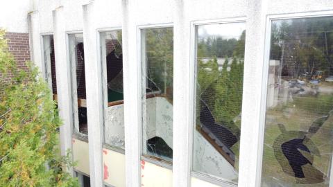 northern highschool long abandoned - DJI_0100.JPG