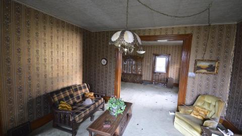 May 2015 - Time Capsule House (3).jpg