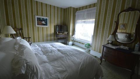 May 2015 - Time Capsule House (7).jpg