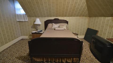 May 2015 - Time Capsule House (10).jpg