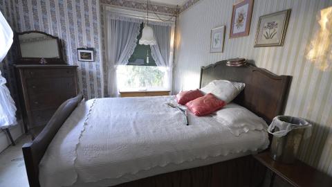 May 2015 - Time Capsule House (11).jpg