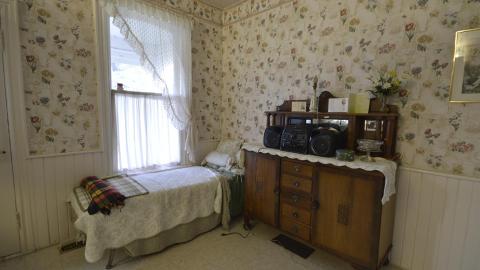 May 2015 - Time Capsule House (13).jpg