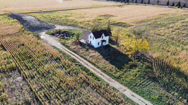 Conspicuous Farmhouse October 2022 - dji_fly_20221013_164422_8_1665693869106_photo_optimized.JPG