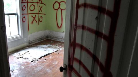 And It Continued To Plummet... (MAY 2022) - IMG_5811.JPG