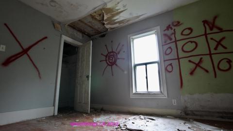 And It Continued To Plummet... (MAY 2022) - IMG_5812.JPG