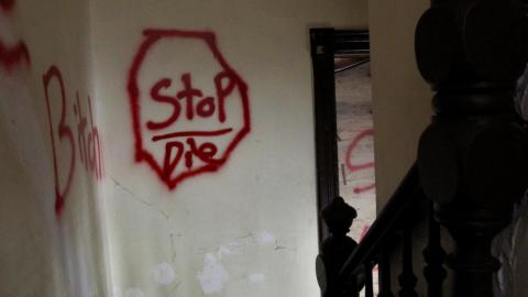 And It Continued To Plummet... (MAY 2022) - IMG_5819.JPG