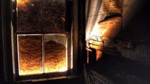 Nice Red Barn - Old-House--Barns30.jpg