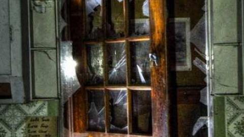 Nice Red Barn - Old-House--Barns34.jpg