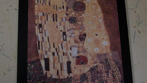 Upper Apartment - APRIL 2022 - IMG_5124.JPG