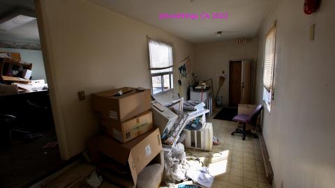 Upper Apartment - APRIL 2022 - IMG_5210.JPG