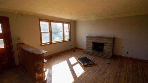 812 Rossland E - Live Green, Live Better - IMG_3208.JPG