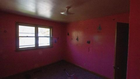 812 Rossland E - Live Green, Live Better - IMG_3220.JPG