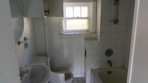 904 Rossland E - WE LOVE YOU ALL! - IMG_3256.JPG