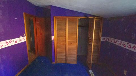 908 Rossland E - School Snacks are for School - IMG_3272.JPG