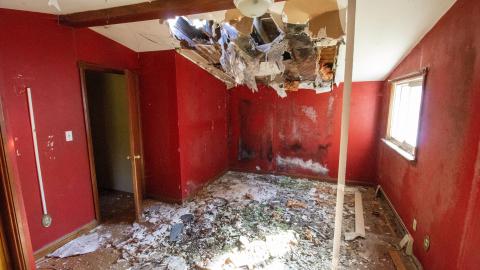 908 Rossland E - School Snacks are for School - IMG_3276.JPG