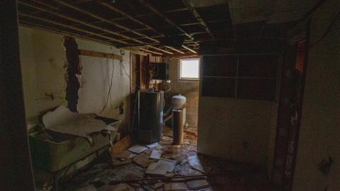 908 Rossland E - School Snacks are for School - IMG_3281.JPG