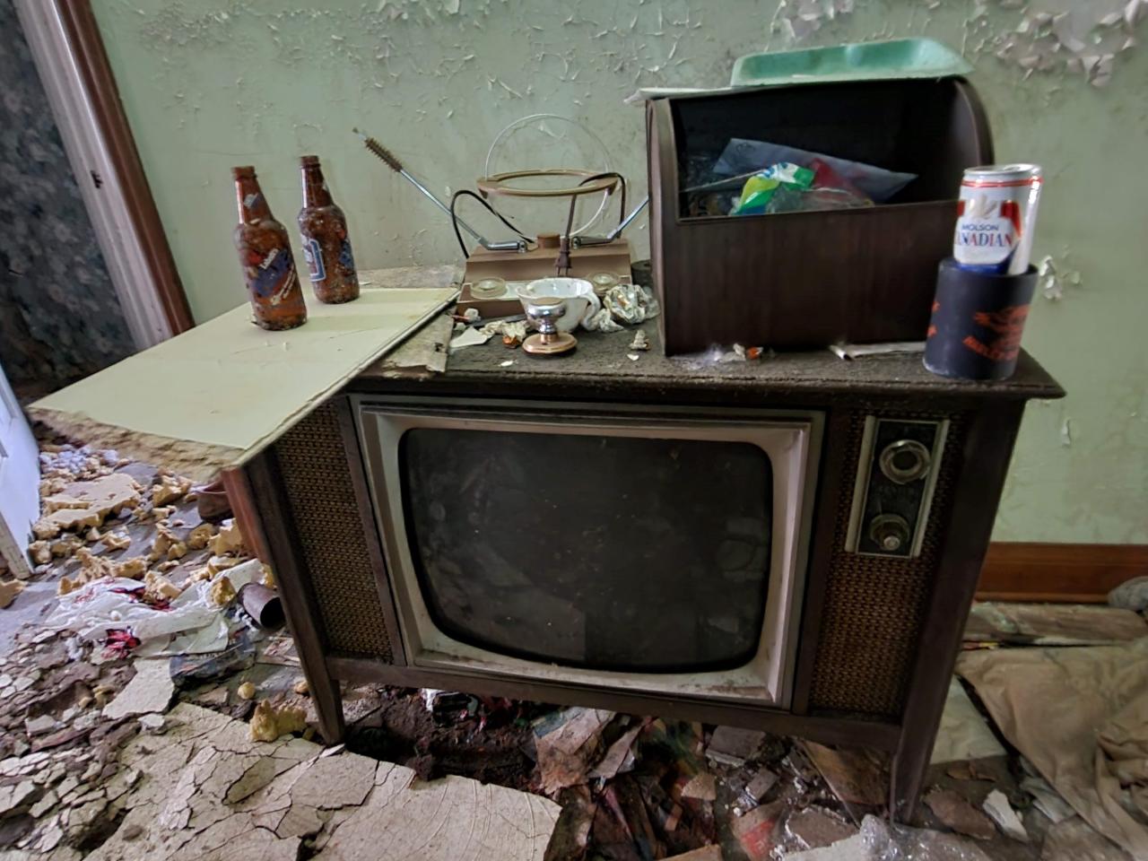 Basement Bikes - 011.jpg