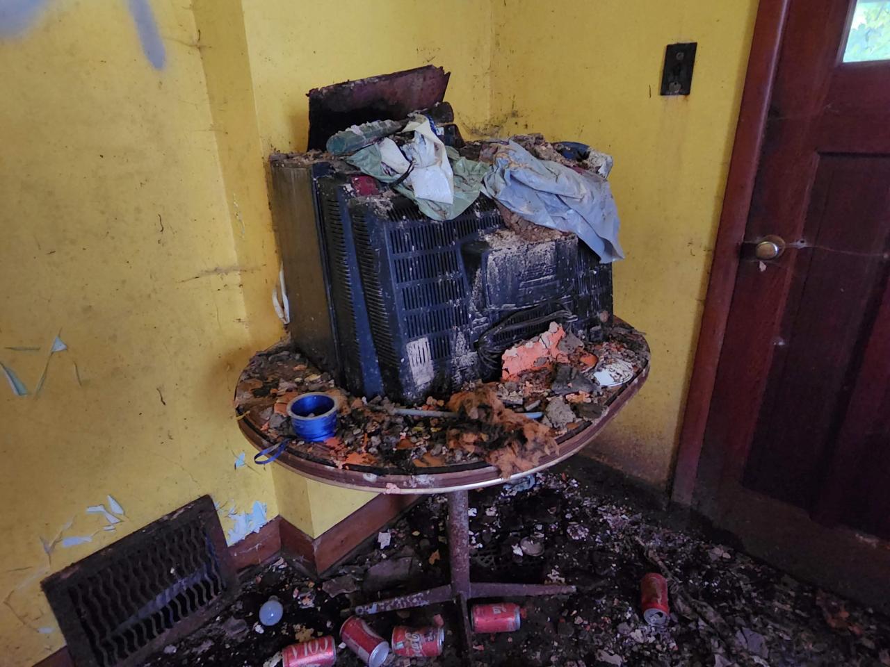 Basement Bikes - 017.jpg