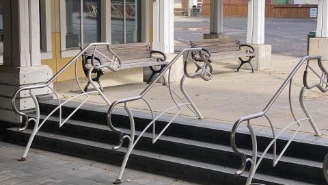 horse shaped railing