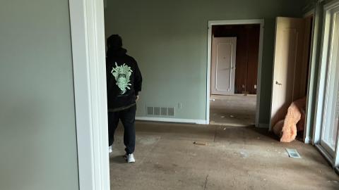 The back of one of the many kids betting the shit out of the place