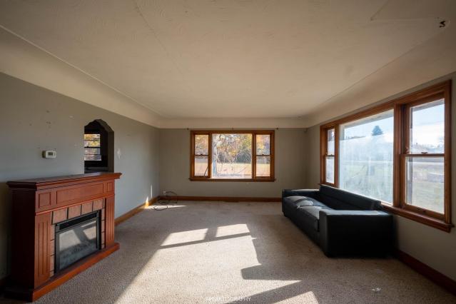 Boring Bungalow photo 3
