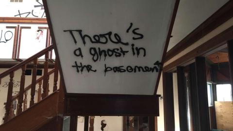 God I hate vandals - Snapchat-586746961.jpg