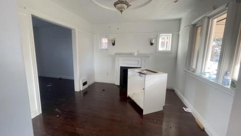 Abandoned house - D34CB651-FCD8-445C-974E-AD1983C83ADB.jpeg