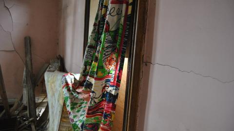 Falling In And Out - March 2013 - DSC_0150.JPG