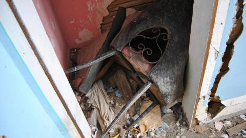 Falling In And Out - March 2013 - DSC_0159.JPG