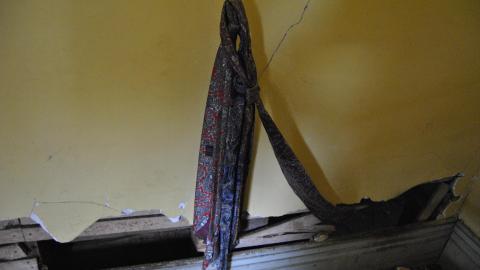 Falling In And Out - March 2013 - DSC_0158.JPG