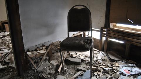 Falling In And Out - March 2013 - DSC_0161.JPG