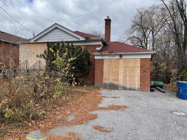 All boarded up - E436D728-61EA-470A-B9BE-5DE04CCFB6E1.jpeg