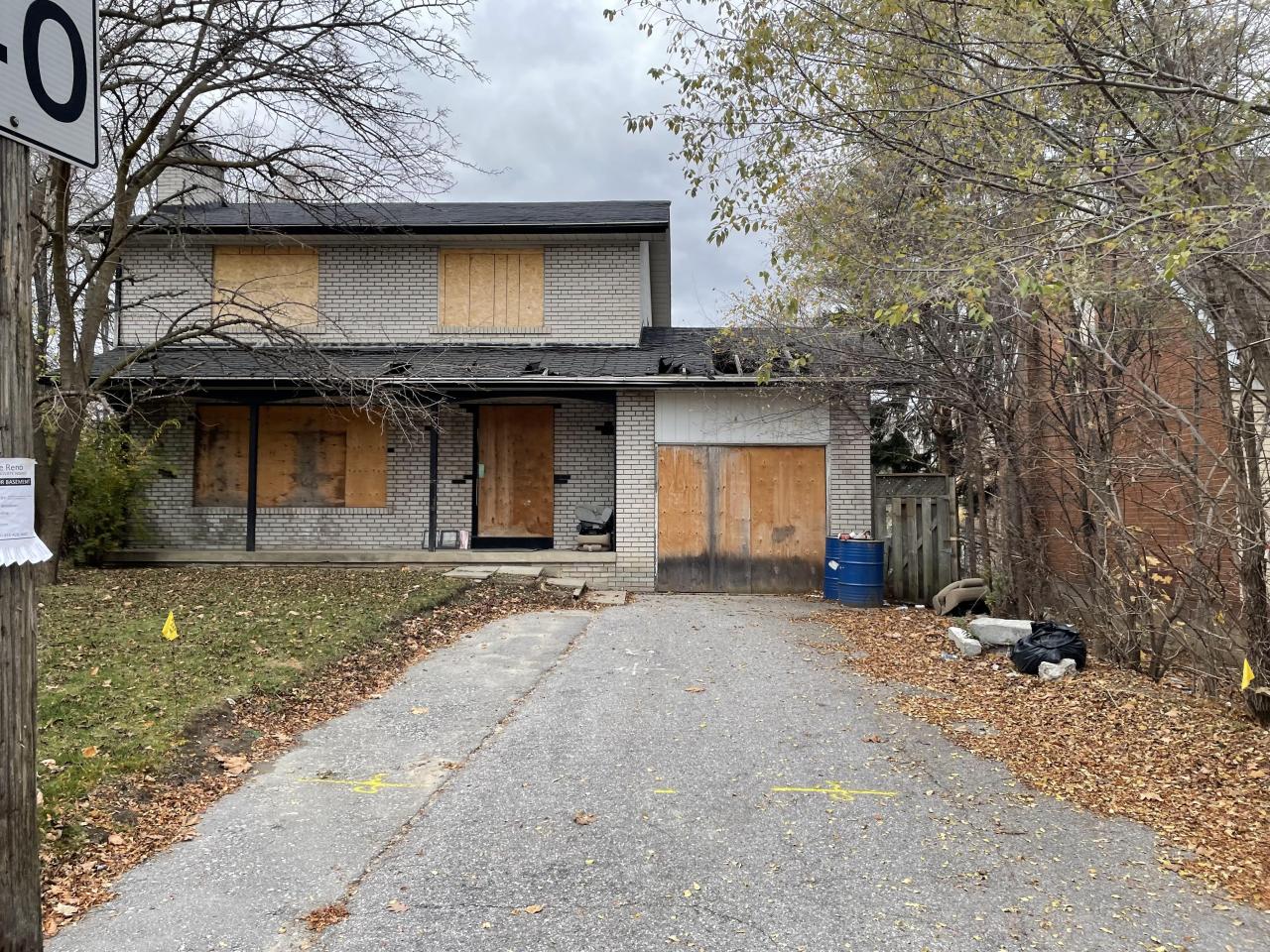 All boarded up - 618F411B-6A5A-49A8-A4D8-10BE1BC8135E.jpeg