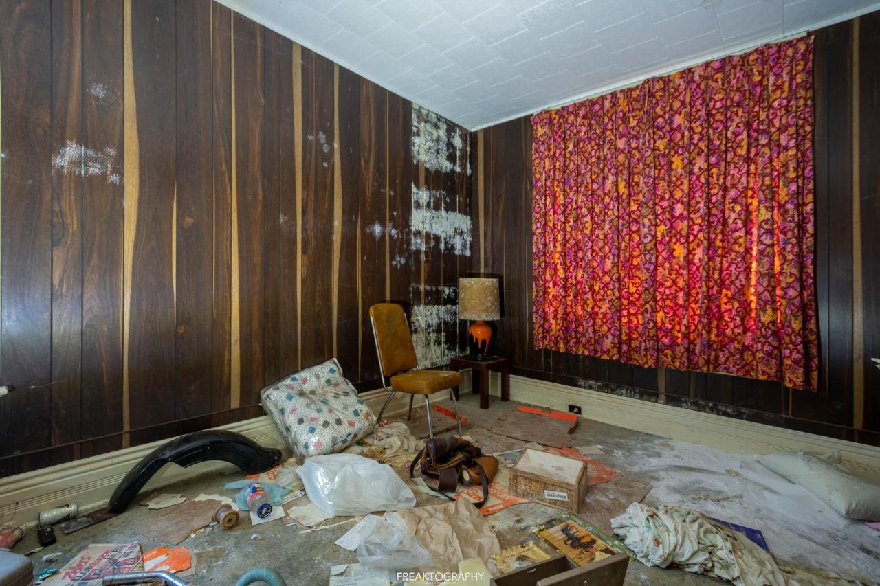 Bikes N Stuff - abandoned bikers house with motorcycles-4.jpg