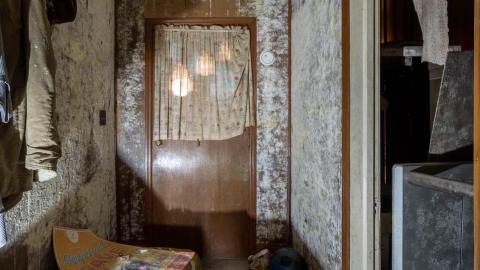 Bikes N Stuff - abandoned bikers house with motorcycles-6.jpg