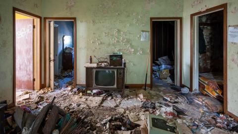 Bikes N Stuff - abandoned bikers house with motorcycles-10.jpg