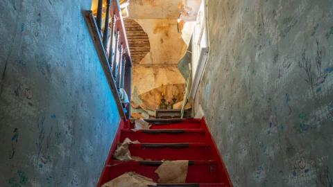 Bikes N Stuff - abandoned bikers house with motorcycles-14.jpg