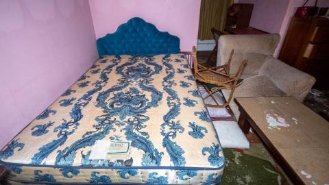 Bikes N Stuff - abandoned bikers house with motorcycles-20.jpg