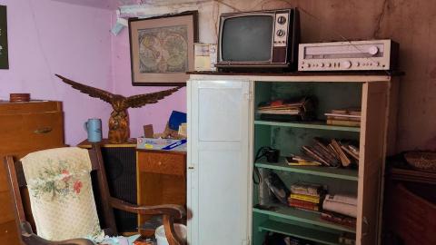 Bikes N Stuff - abandoned bikers house with motorcycles-71.jpg