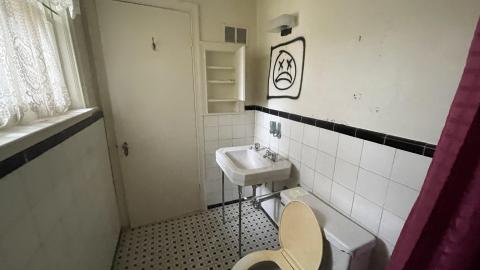 Trashed home - F760DCF0-43D5-49EB-949B-A9409DBCE246.jpeg