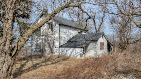 Old White House Lower Baseline photo 2