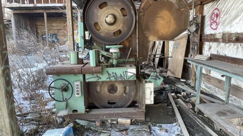 Abandoned lumber factory - A285BB9C-529D-4D43-9270-0FA4B975D719.jpeg