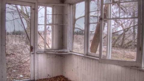 Couple 100 Yards North - McCurdys-School44.jpg