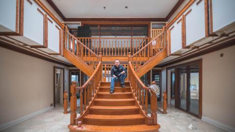 March 13th, 2019 - Freaktography Abandoned Mansion Portrait.jpg