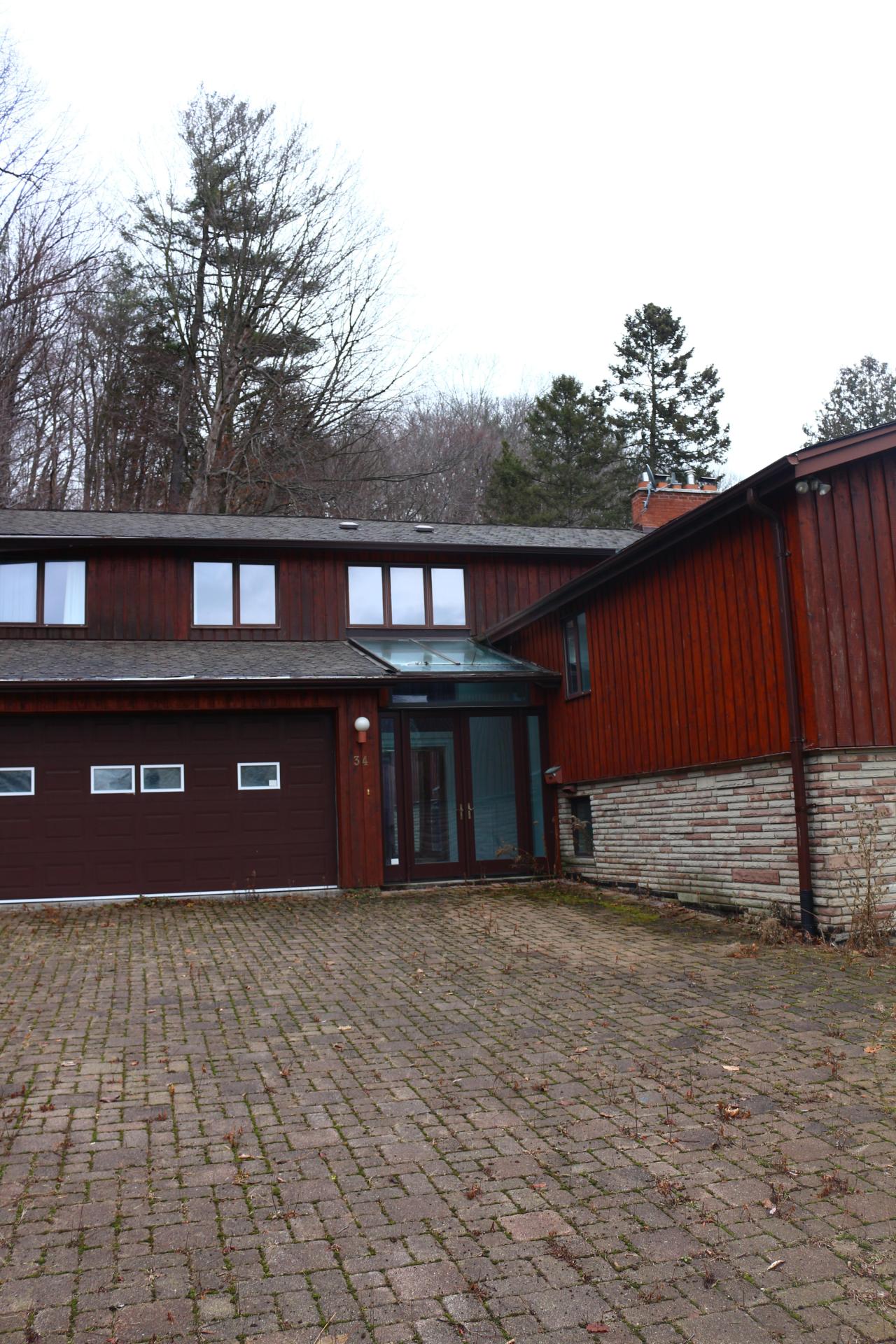 "Aspiring Architecture Students" (Exteriors) - IMG_7218.JPG