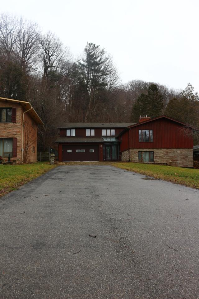 "Aspiring Architecture Students" (Exteriors) - IMG_7222.JPG