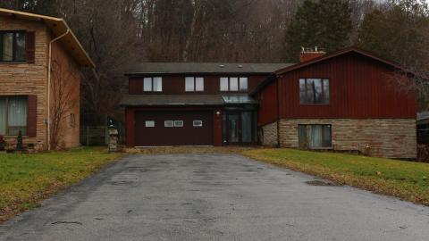 "Aspiring Architecture Students" (Exteriors) - IMG_7222.JPG