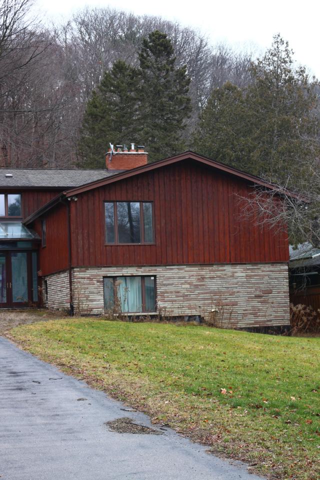 "Aspiring Architecture Students" (Exteriors) - IMG_7227.JPG