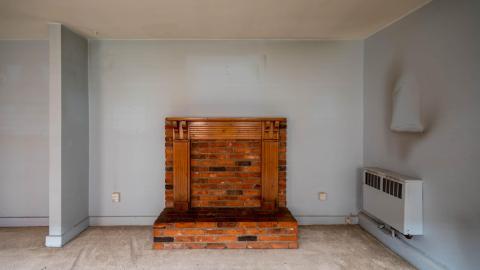 The Brant Park Cooperative Apartments - EXPLORING AN ABANDONED APARTMENT BUILDING-4.jpg