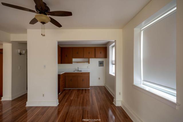 ABANDONED APARTMENT BUILDING photo 5